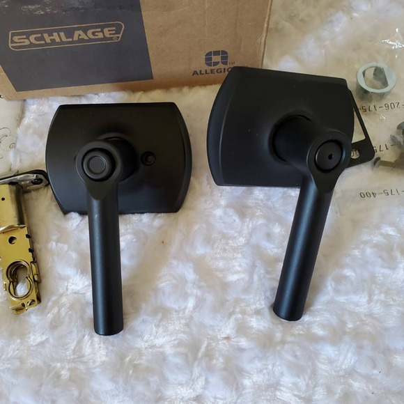 Schlage Latitude Passage Door Handle 2 Lever Set F10LATGSN Matte Black New - Picture 5 of 12